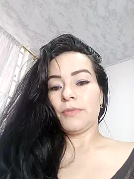 VictoriaContreras  online show from December 27, 2024, 7:44 pm