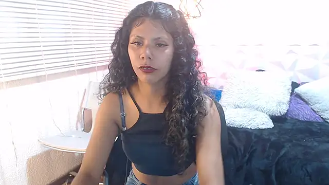 Isabela brown08 online show from January 4, 2025, 8:27 pm