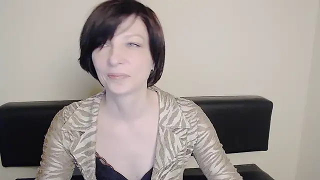  AngeliaFlow  online show from February 8, 2025, 7:17 am