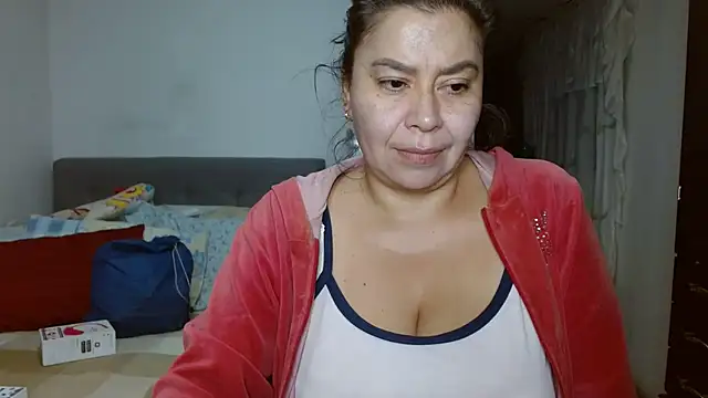 Karo sexy online show from January 1, 2025, 5:58 am