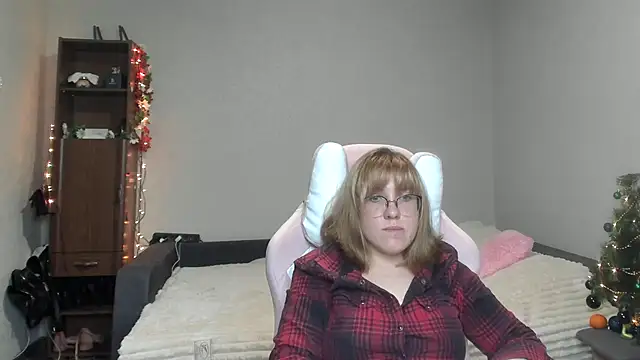 Reginasmilee online show from December 26, 2024, 3:33 pm