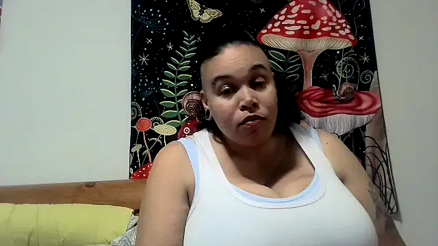 curvybeauty online show from January 16, 2025, 12:55 am