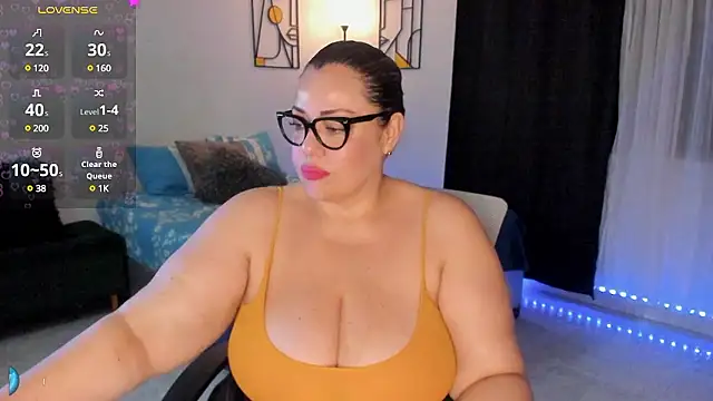 Cherryboobss online show from November 15, 2024, 1:29 am