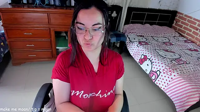 jessicajons9 online show from December 16, 2024, 8:42 pm