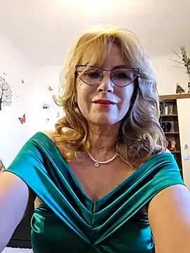 elacoquette online show from January 1, 2025, 10:50 am