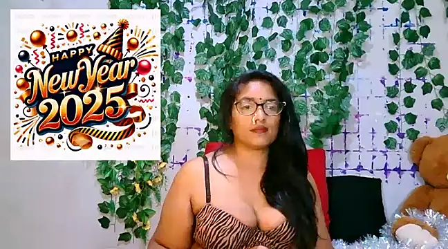 IndiaTiger69New online show from December 31, 2024, 9:18 pm