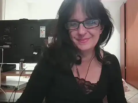 ClaudyGeryn online show from December 13, 2024, 7:27 pm