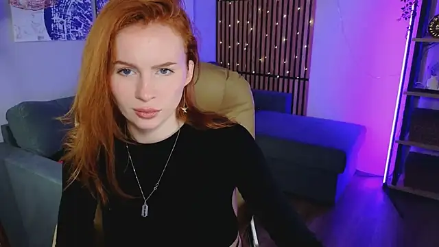 GingerArin online show from December 25, 2024, 1:58 pm