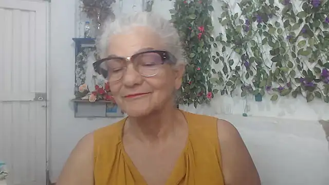 FunnyGrandma online show from December 17, 2024, 12:17 am