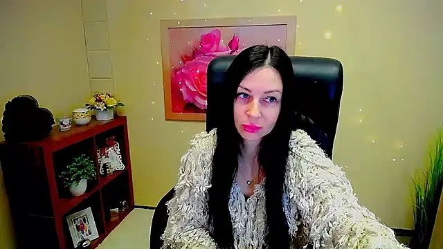 SweetLouise  online show from January 15, 2025, 8:43 am