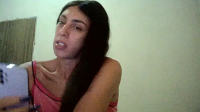 AlexiaDuucan online show from December 17, 2024, 12:33 pm