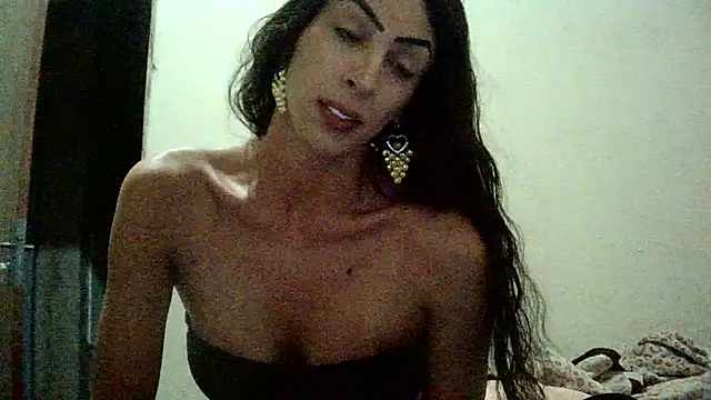 AlexiaDuucan online show from December 4, 2024, 9:39 pm