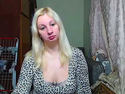 BustyBlond online show from November 13, 2024, 4:55 am