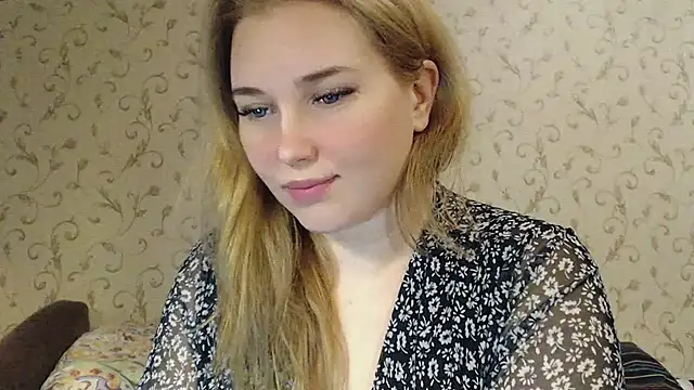 mmmPinUpGirl online show from November 16, 2024, 11:29 pm