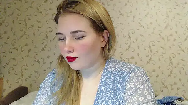 mmmPinUpGirl online show from December 15, 2024, 9:58 pm