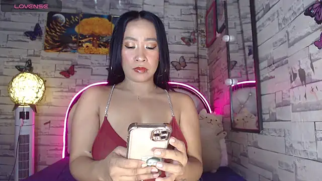 AsianMilfSheryl online show from December 5, 2024, 4:58 am