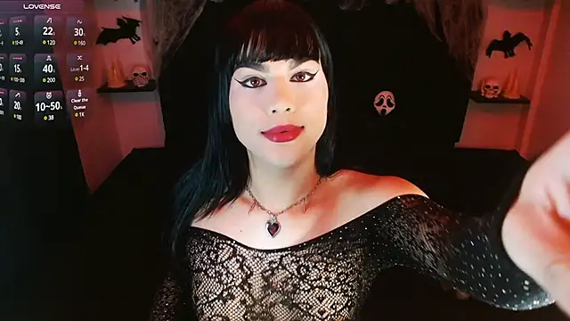 My vampire Mia online show from January 4, 2025, 7:22 pm