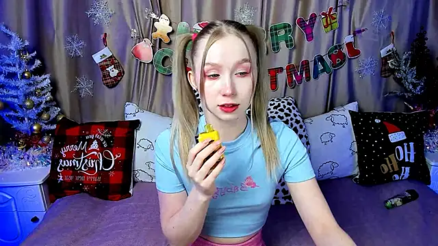 LilyStarlight online show from December 23, 2024, 3:20 am