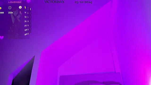 VictoriaVX online show from December 25, 2024, 11:37 am