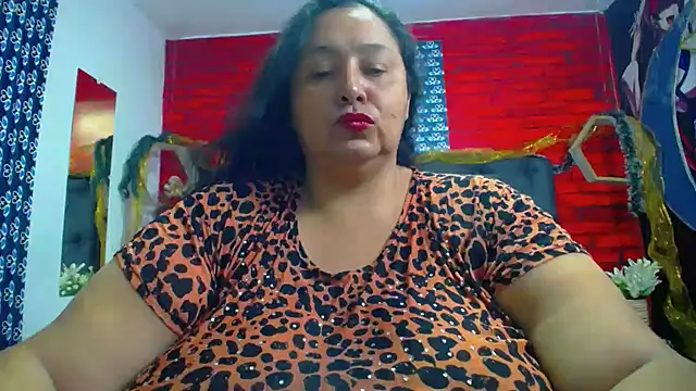 TistMature online show from December 12, 2024, 1:17 pm