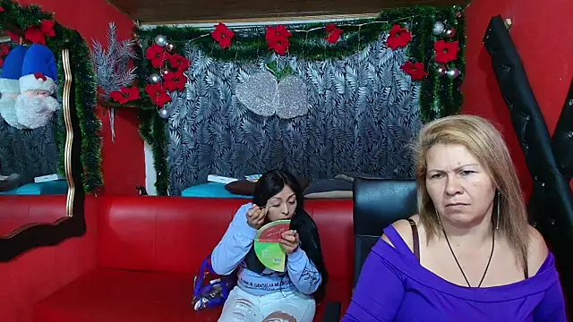 lesbiancuple online show from December 22, 2024, 10:14 am