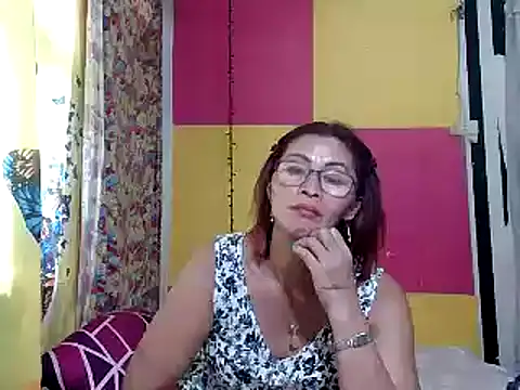 CreamyPussy Momy69 online show from December 7, 2024, 6:56 am