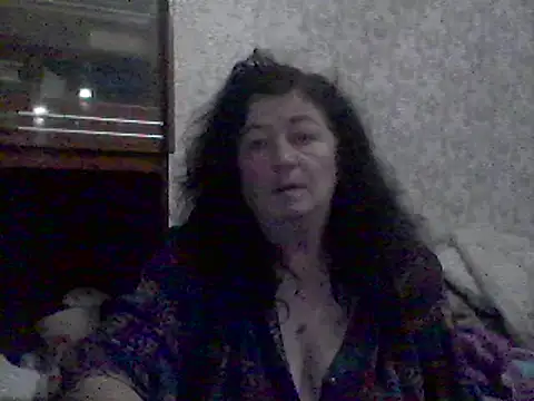 GypsiQueen2 online show from December 22, 2024, 3:16 pm