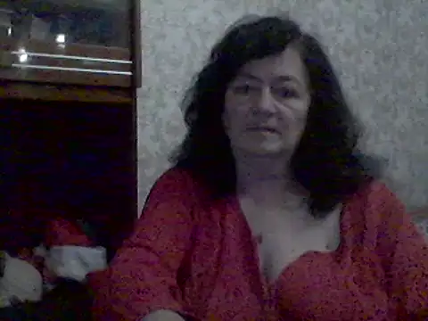 GypsiQueen2 online show from December 9, 2024, 10:52 pm