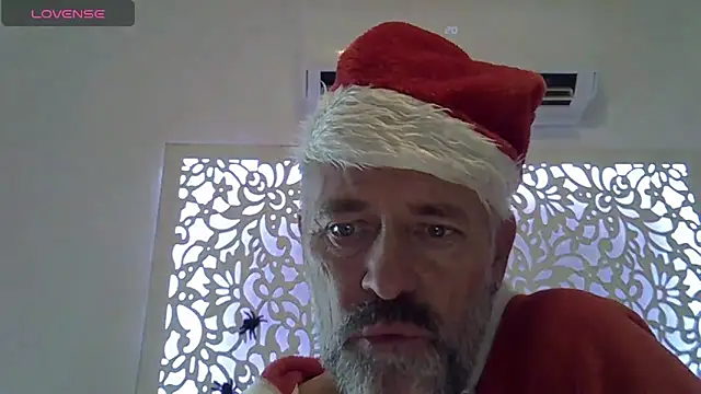 DaddybearVLC online show from December 24, 2024, 8:10 pm