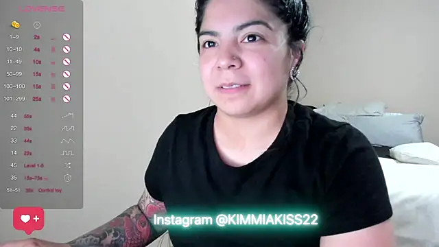 kimmiakiss22 online show from November 29, 2024, 12:08 am