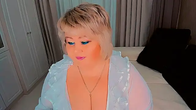 BIGTITSBBW online show from December 24, 2024, 1:30 pm